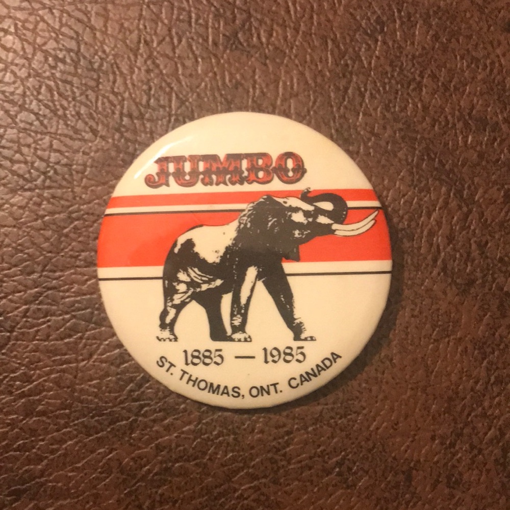 Vintage Jumbo the Elephant Pin Back Button
